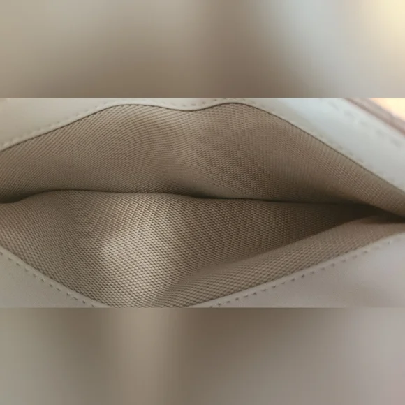 Coach Quilted Tabby 20 In Chalk - Picture 15 of 16